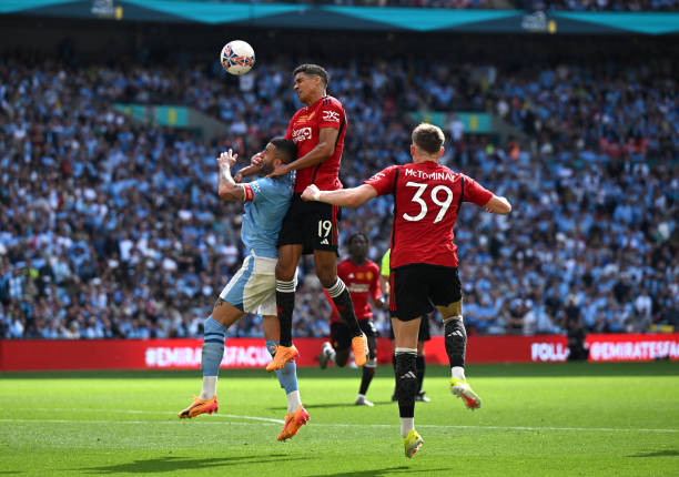 尤其是在人 尤其是在人