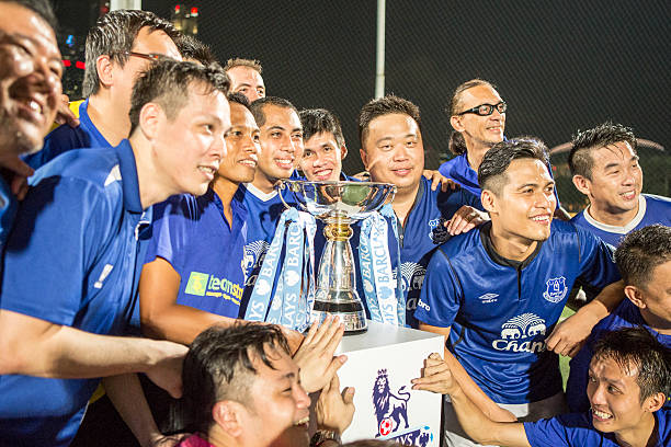 根據數據分 根據數據分